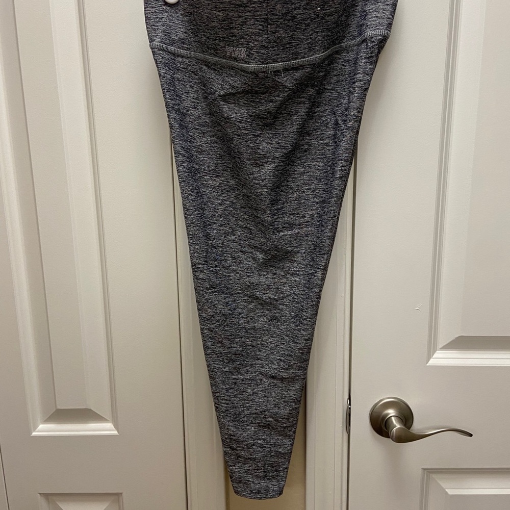 PINK Cropped Ultimate Leggings